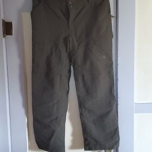 Northface short/court pants size 14